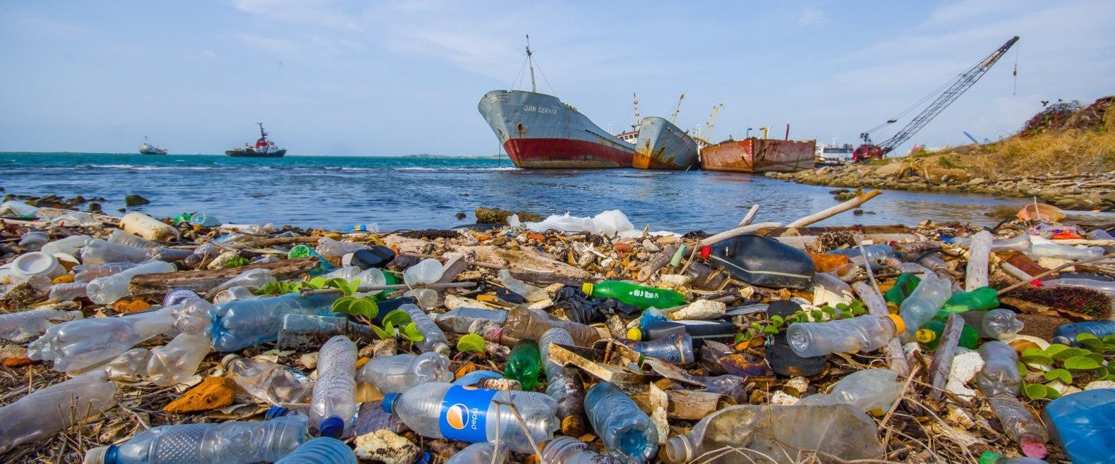 plastic-trash-in-oceans-and-waterways-1580x658